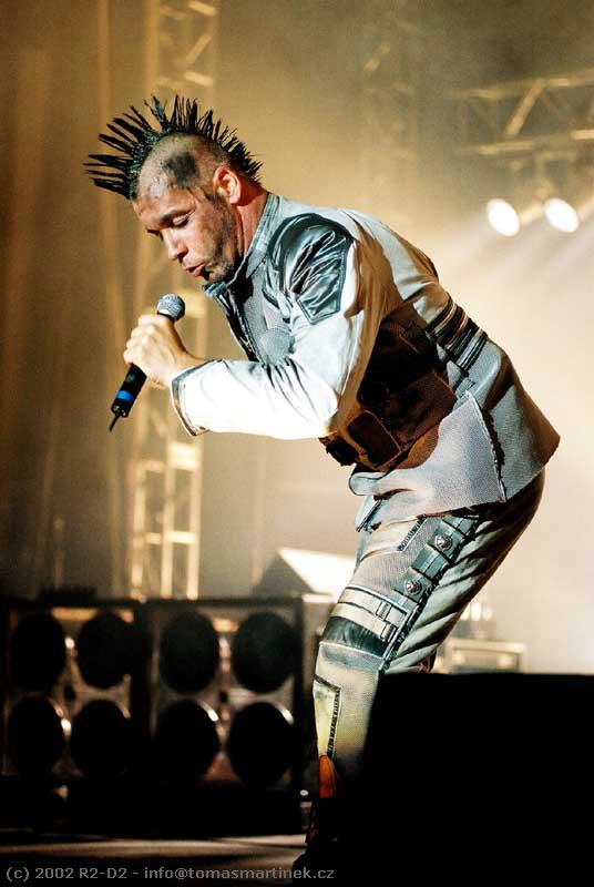 till live2.jpg